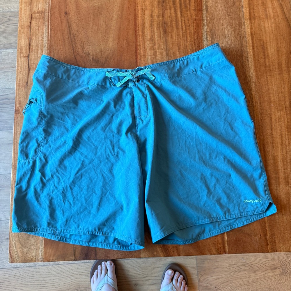 Patagonia‎ Women's Turquoise Wavefarer Board Shorts Size 18